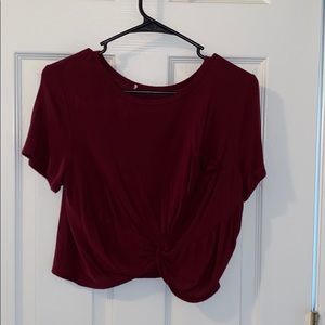 Women’s high fitting shirt.